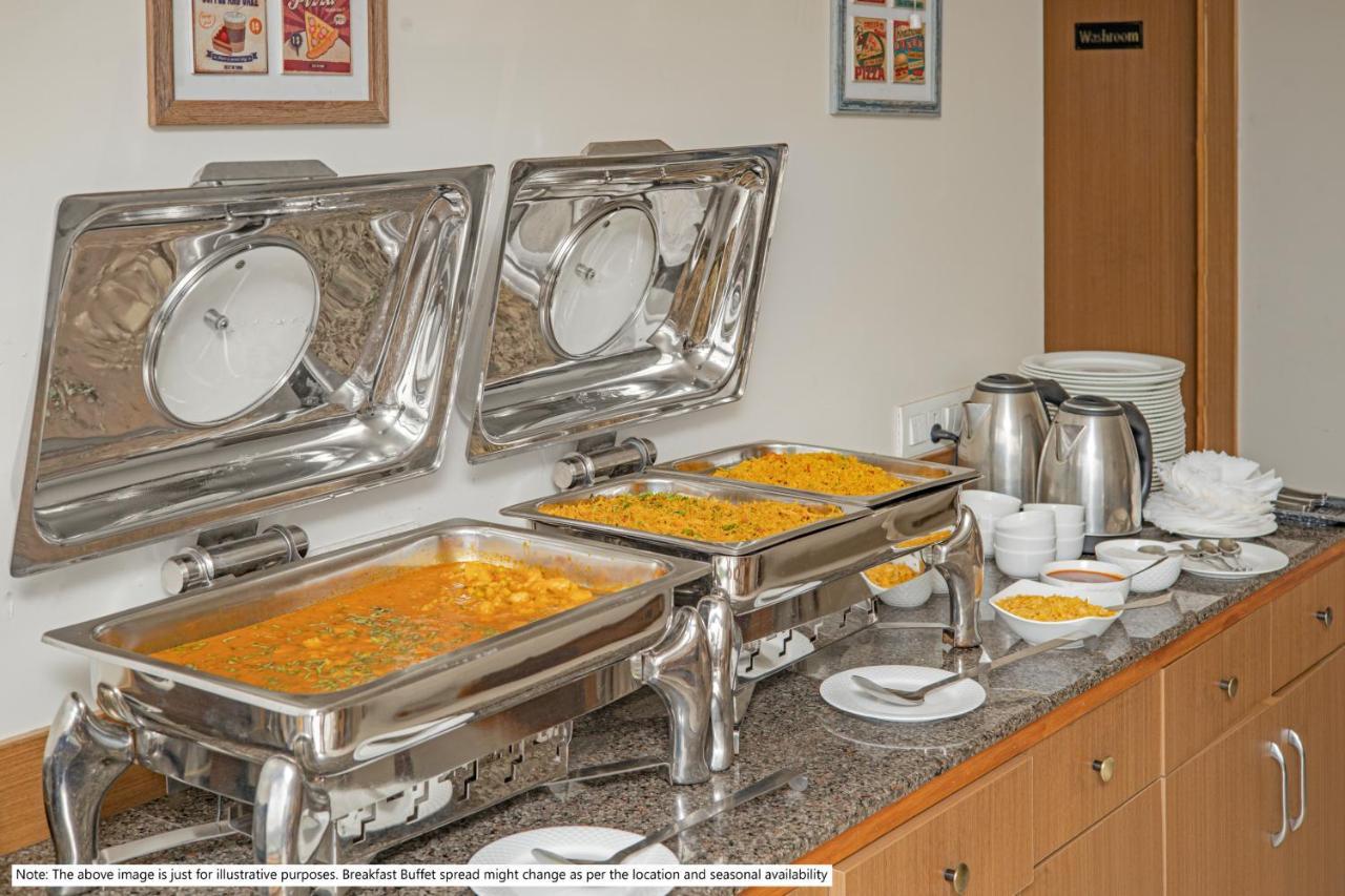 Treebo Sahara Suites 750 M From St Johns Medical College And Hospital بنغالور المظهر الخارجي الصورة